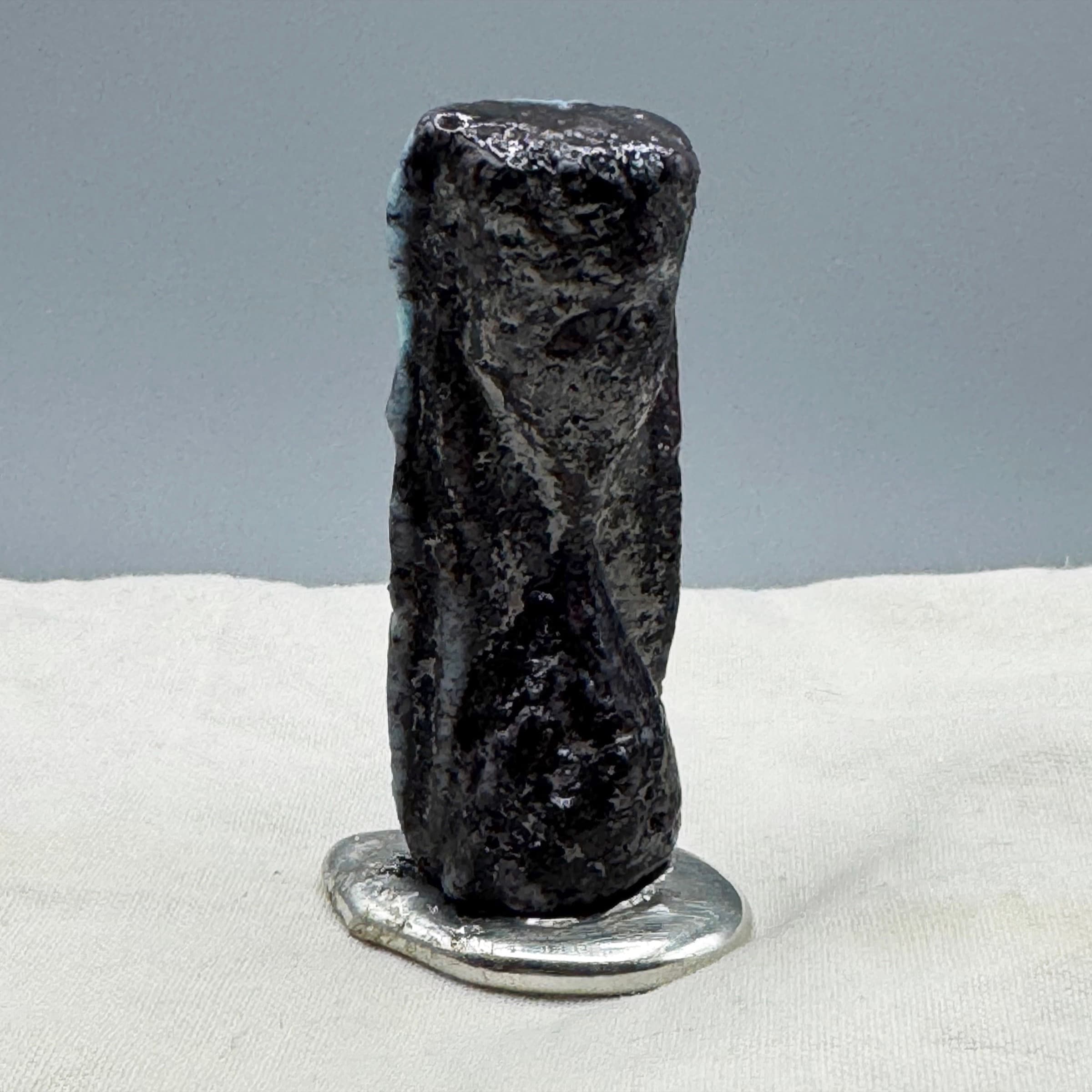 Hourglass III, Amulet No. 14.