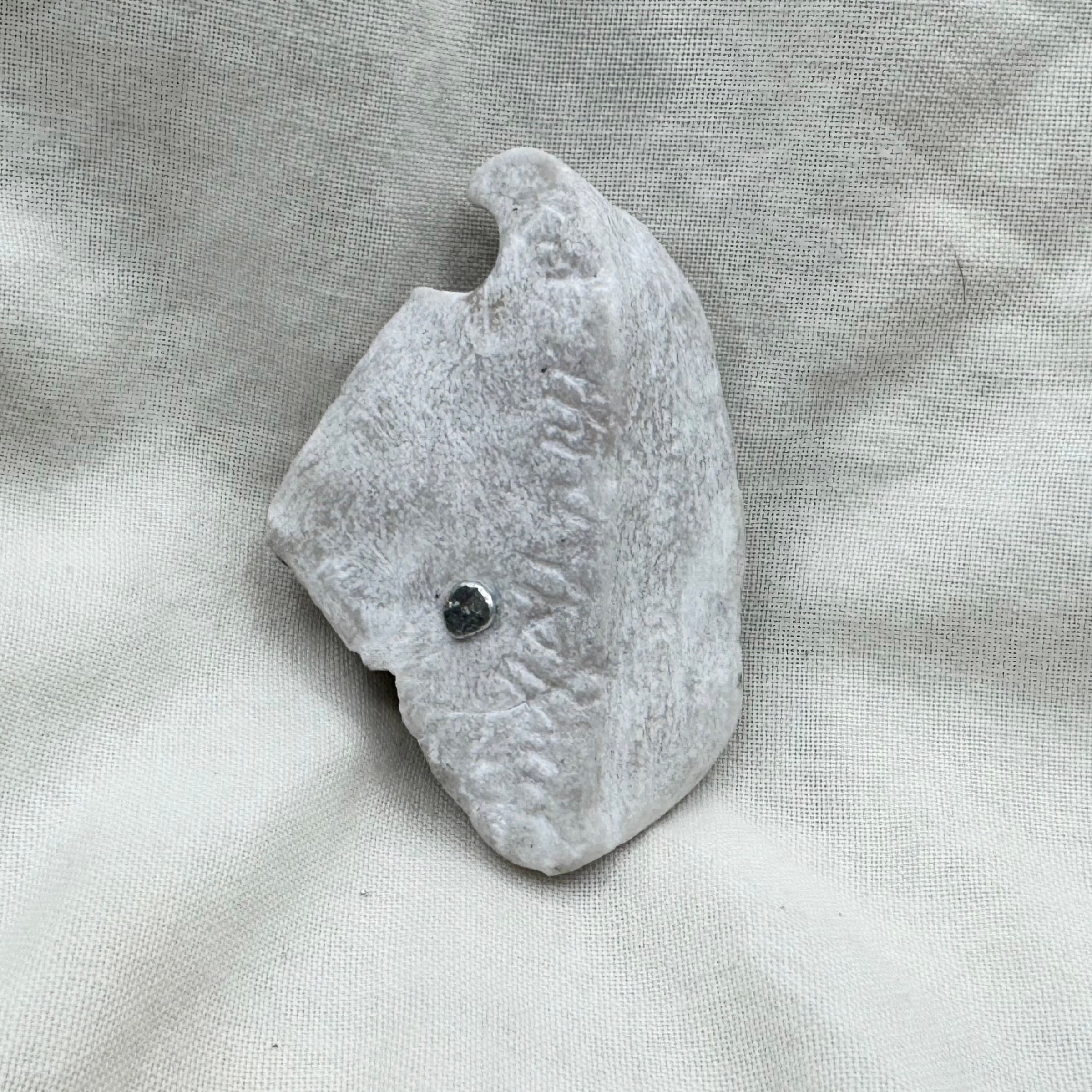 Shot Thru the Heart, Amulet No. 28.