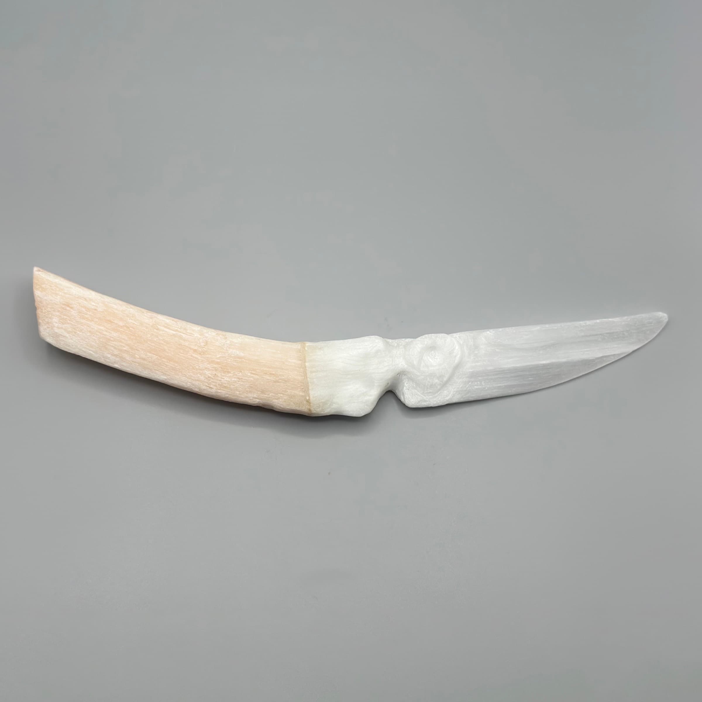 Crystal Dagger, Amulet No. 30.