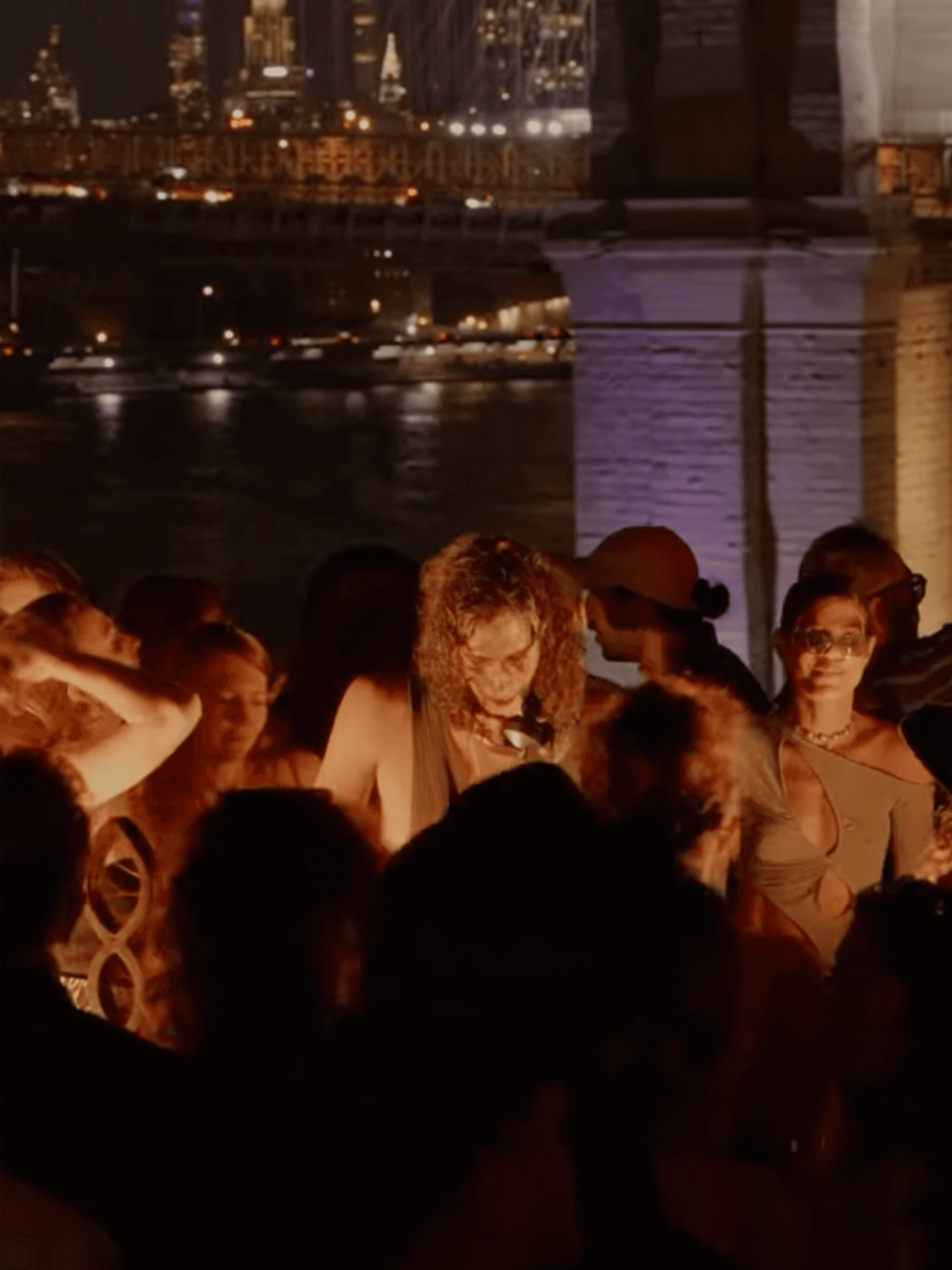 illich Mujica + Ashley Zelinskie – REDSHIFT – doppler experiments in light and sound